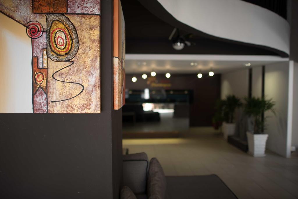 Mornington Hotel Waterfront Lumut Extérieur photo